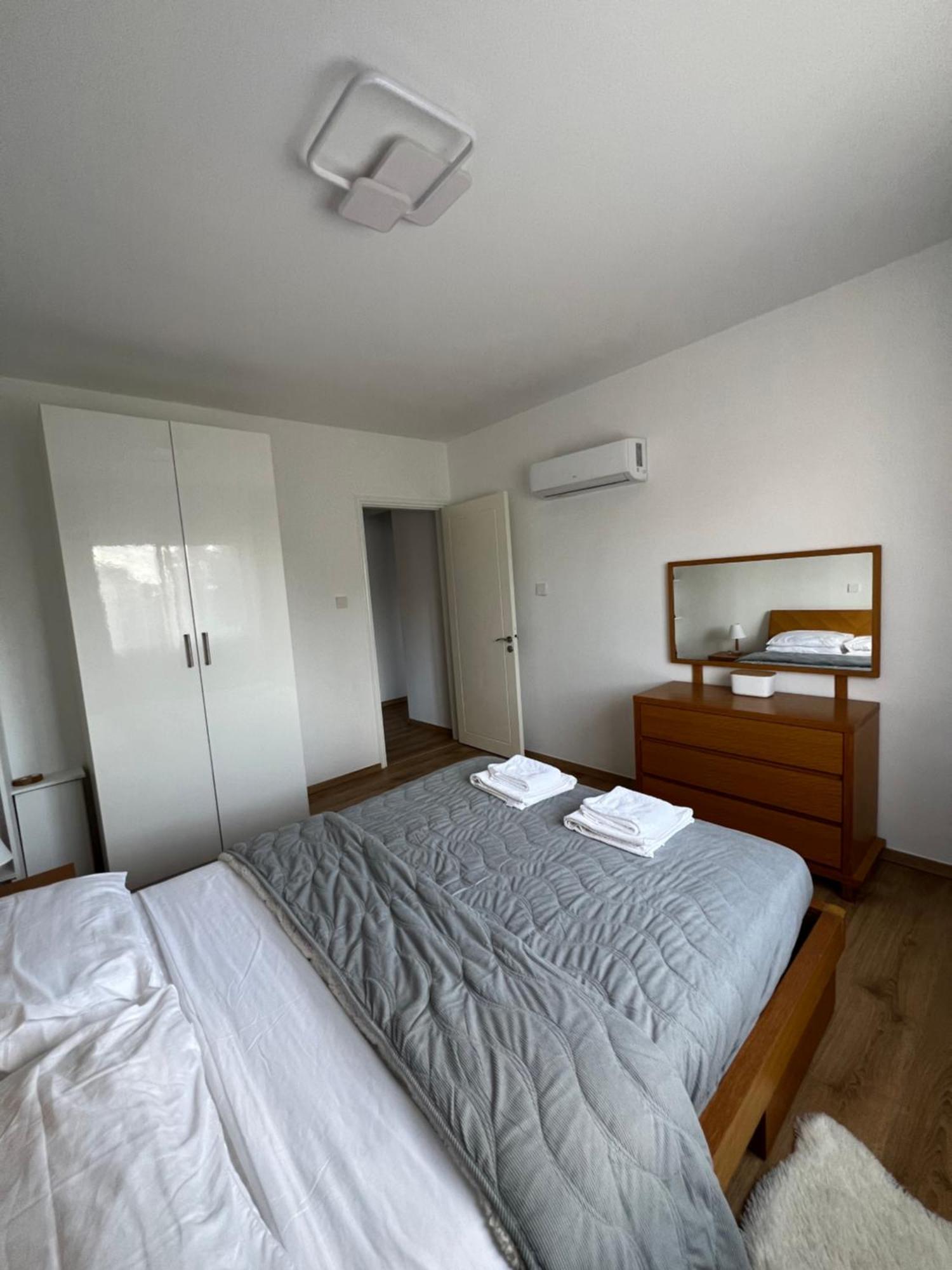 Paphos Iris Village Grand Apartment מראה חיצוני תמונה